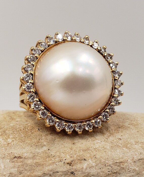 Mabe Cultured White Dome Shaped Pearl With Diamon… - image 3