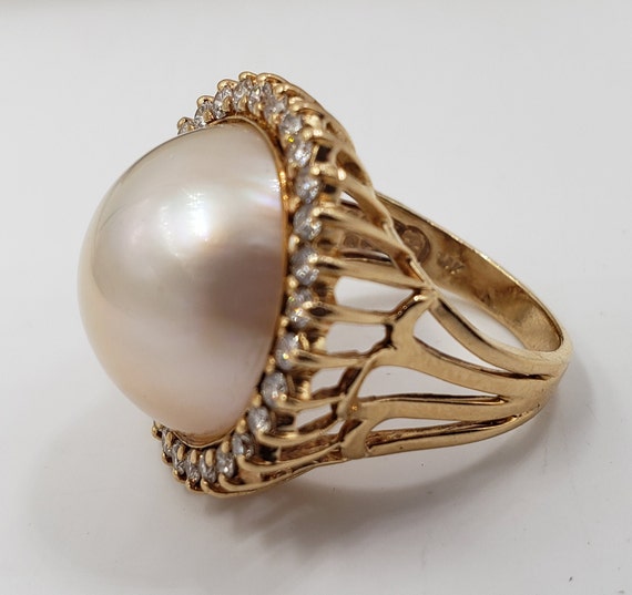 Mabe Cultured White Dome Shaped Pearl With Diamon… - image 7