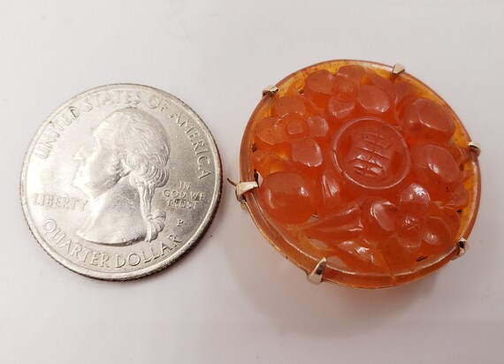 Round Carnelian Carved pin in 10KT Yellow Gold - image 6