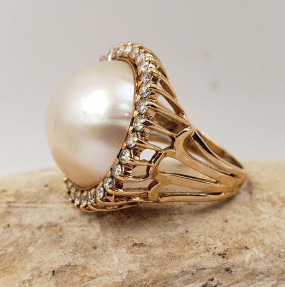 Mabe Cultured White Dome Shaped Pearl With Diamon… - image 6
