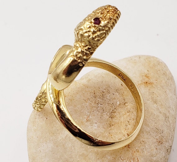 Snake with Ruby Eyes Ring Size in 18 Kt Size 8.25… - image 6