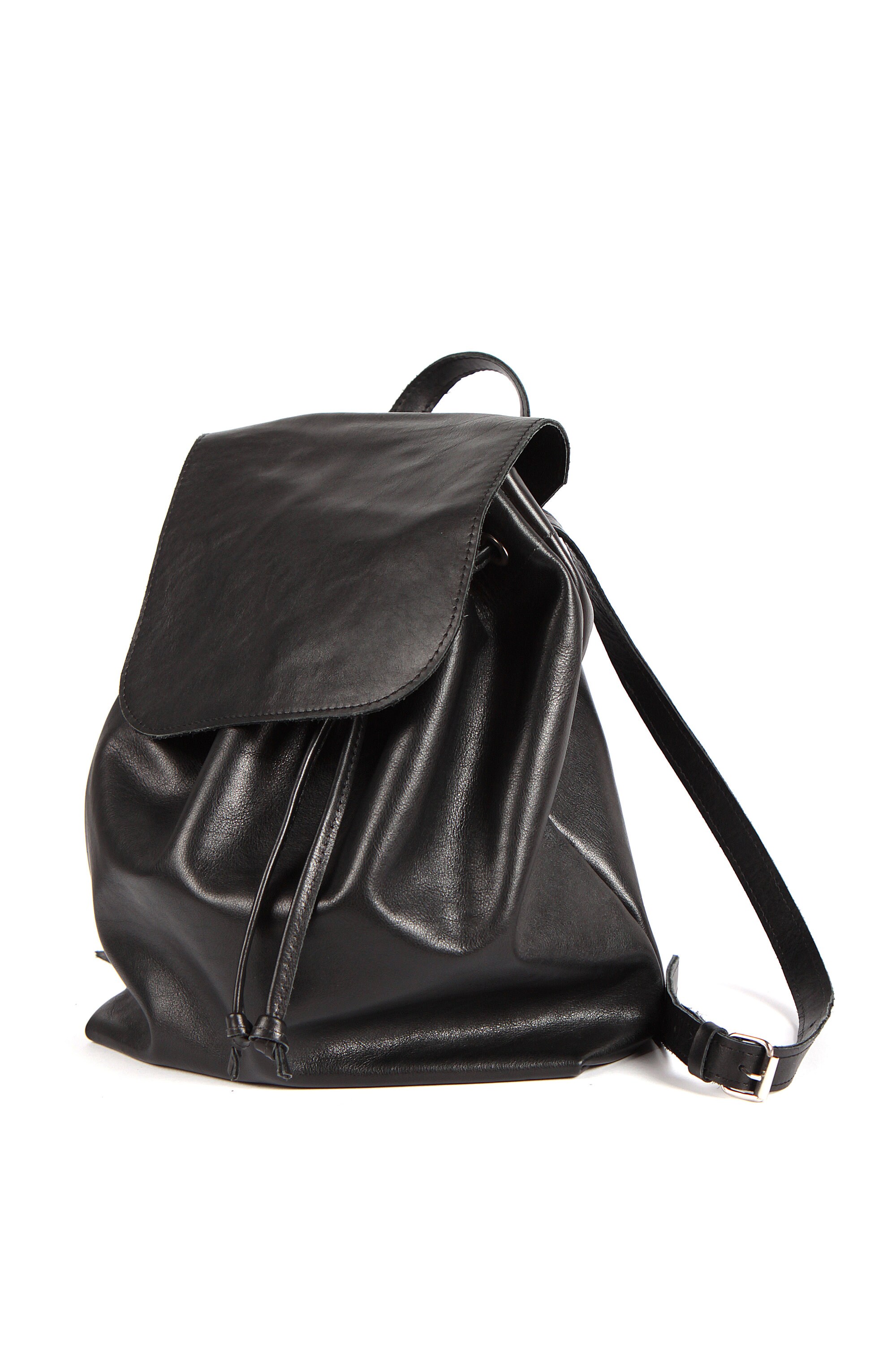 secure leather backpack