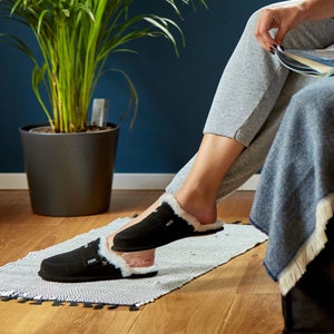 Luxe zwarte slip-on pantoffels voor dames 36-42, elegante stijlvolle mocassins van echte schapenvacht, pluizige wollen slippers muilezel voor haar, cadeau-idee