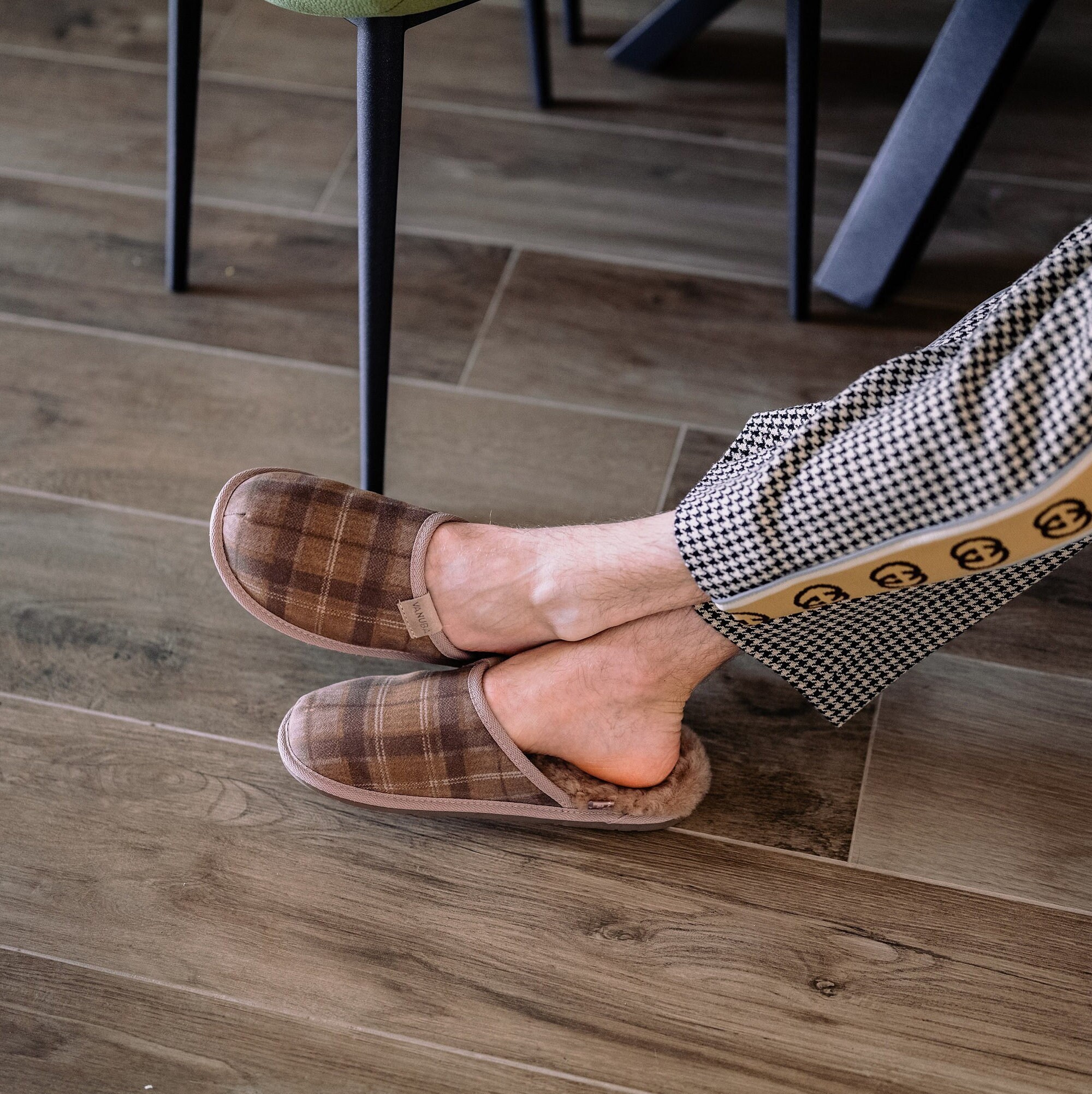 Rusnak slippers shop