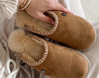 Handmade Sheepskin Women Slippers: Chestnut Wool Mules with Ethnic Trim nougat 36-42