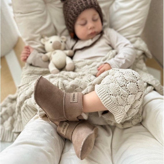Laarzen Baby s Laarzen Laarzen Laarzen Kleine Laarzen Warme Stoom Papula s Leder Papula s Vanuba Schapenvacht Vanuba Kerstcadeau Beige Etsy Belgie