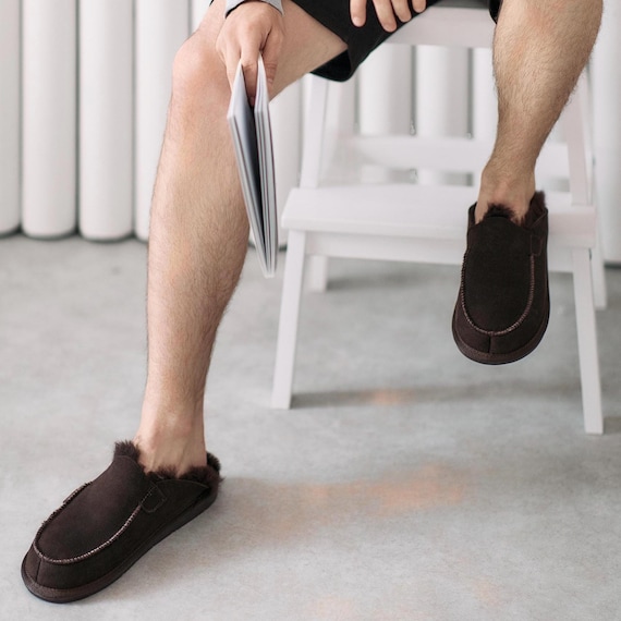 Men’s Sheepskin Mule Slippers – Handmade Brown Leather Moccasins, Cozy Wool-Lined House Shoes