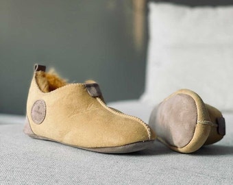 Botines polacos de piel de oveja 100 % natural para niños, botas de zapatillas bestseller de suela suave para niños, zapatillas de lana de cama para niña y niño, idea de regalo