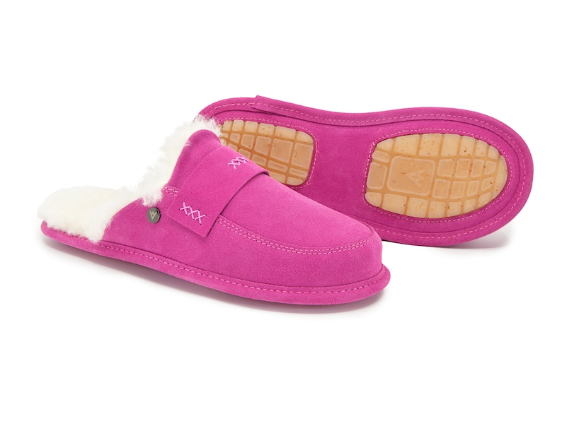 Luxury Pink Slip on Slippers for Women 36-42, Natural 100% Sheepskin Moccasins mule , Fluffy Wool Flip-flops, stylish, gift idea for her image 3