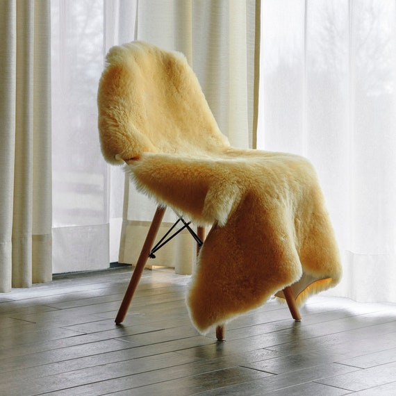 Sheepskin chair throw deals