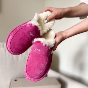 Luxury Pink Slip on Slippers for Women 36-42, Natural 100% Sheepskin Moccasins mule , Fluffy Wool Flip-flops, stylish, gift idea for her