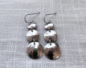 Hammered Pewter Silver Disc Earrings: Titanium Hypoallergenic Hooks