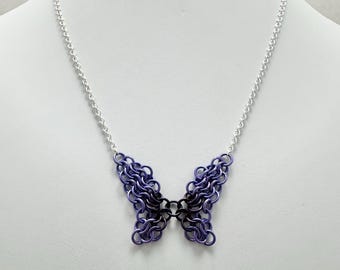 Collier mauve papillon maille ombrée chaîne