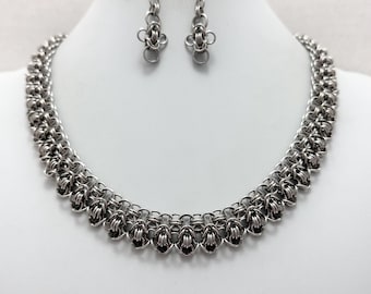 Stainless Steel Chain Maille Necklace: Rondo a La Byzantine Weave, Free Earrings