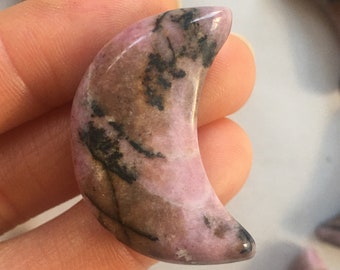 Rhodonite Moon, Rhodonite Crescent Moon, Rhodonite Crystal, Rhodonite Stone, Natural Rhodonite, Polished Rhodonite, Crystal Moon