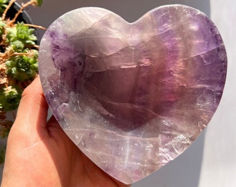 Grand bol coeur en fluorite arc-en-ciel, décor cristal (10 cm)