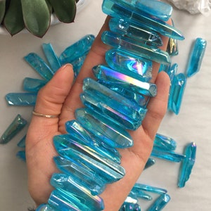 Blue Aura Quartz Point, Blue Aura Quartz, Blue Angel Aura Quartz, Aura Quartz, Healing Crystal, Aura Crystal, Rainbow Aura Crystal