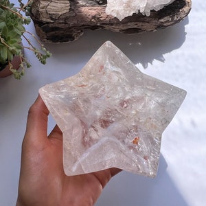 Clear Quartz Star-Shaped Bowl, Clear Quartz Bowl, Crystal Bowl, Polished Clear Quartz, Natural Clear Quartz, Crystal Healing Bowl