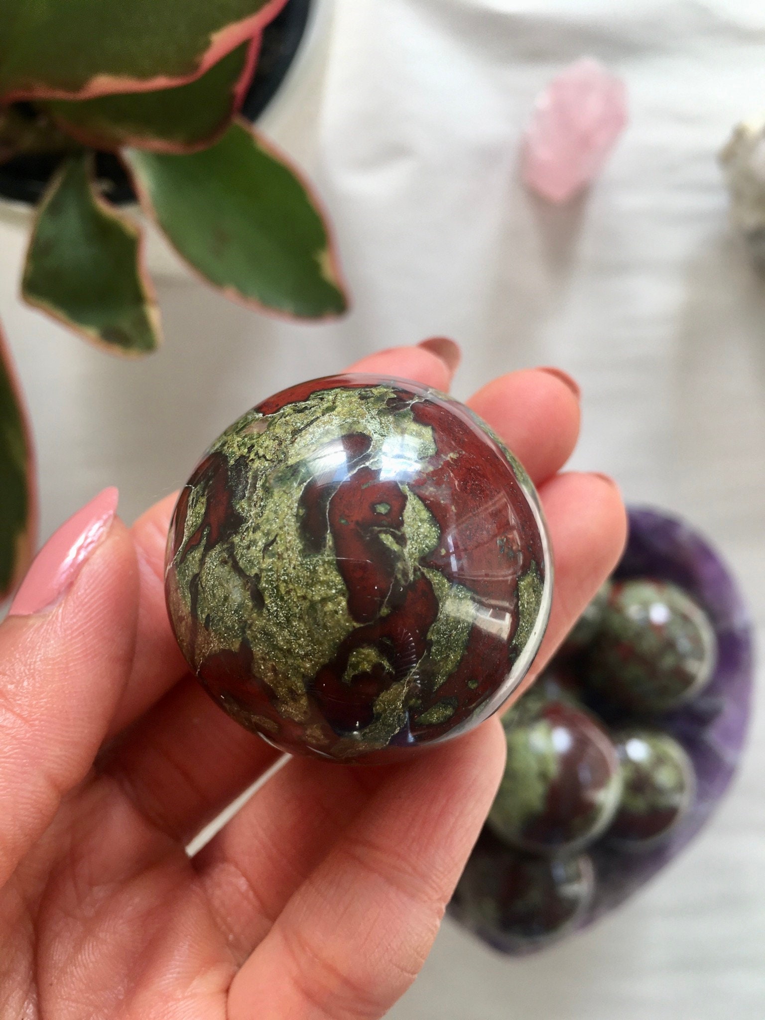 ドラゴンブラッドスフィア、ドラゴンブラッド、クリスタルスフィア