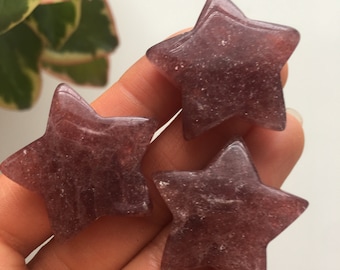 Polished Strawberry Quartz Star, Natural Crystal (3cm)