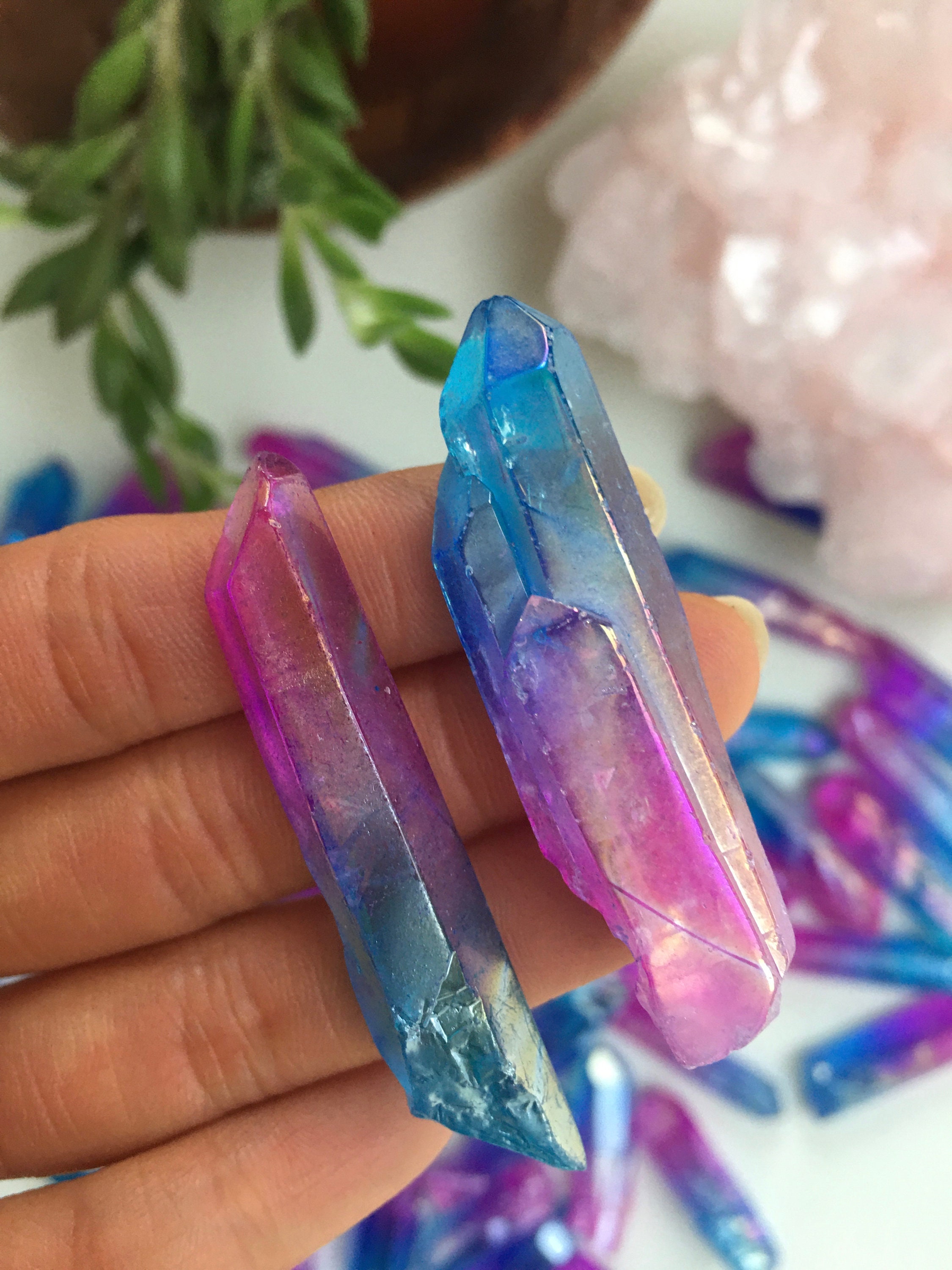 ピンクとブルーのオーラ水晶ポイント、レインボークリスタル - Etsy 日本