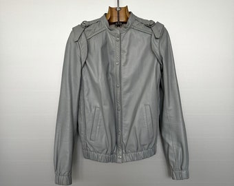 Veste en cuir grise vintage style années 80
