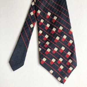 Vintage Lanvin sidenslips | Rödvit geometriskt mönster | Fransk designer | Bred