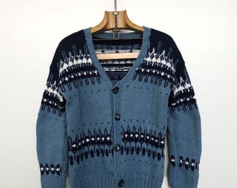 Vintage isländischer Pullover | Handgestricktes Muster | 70er Jahre Wollstrick Knöpfe | XXS/S