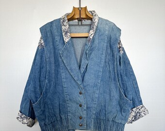 Vintage 80s Denim Jacket: Batwing Sleeves, Printed Collar, Men's M