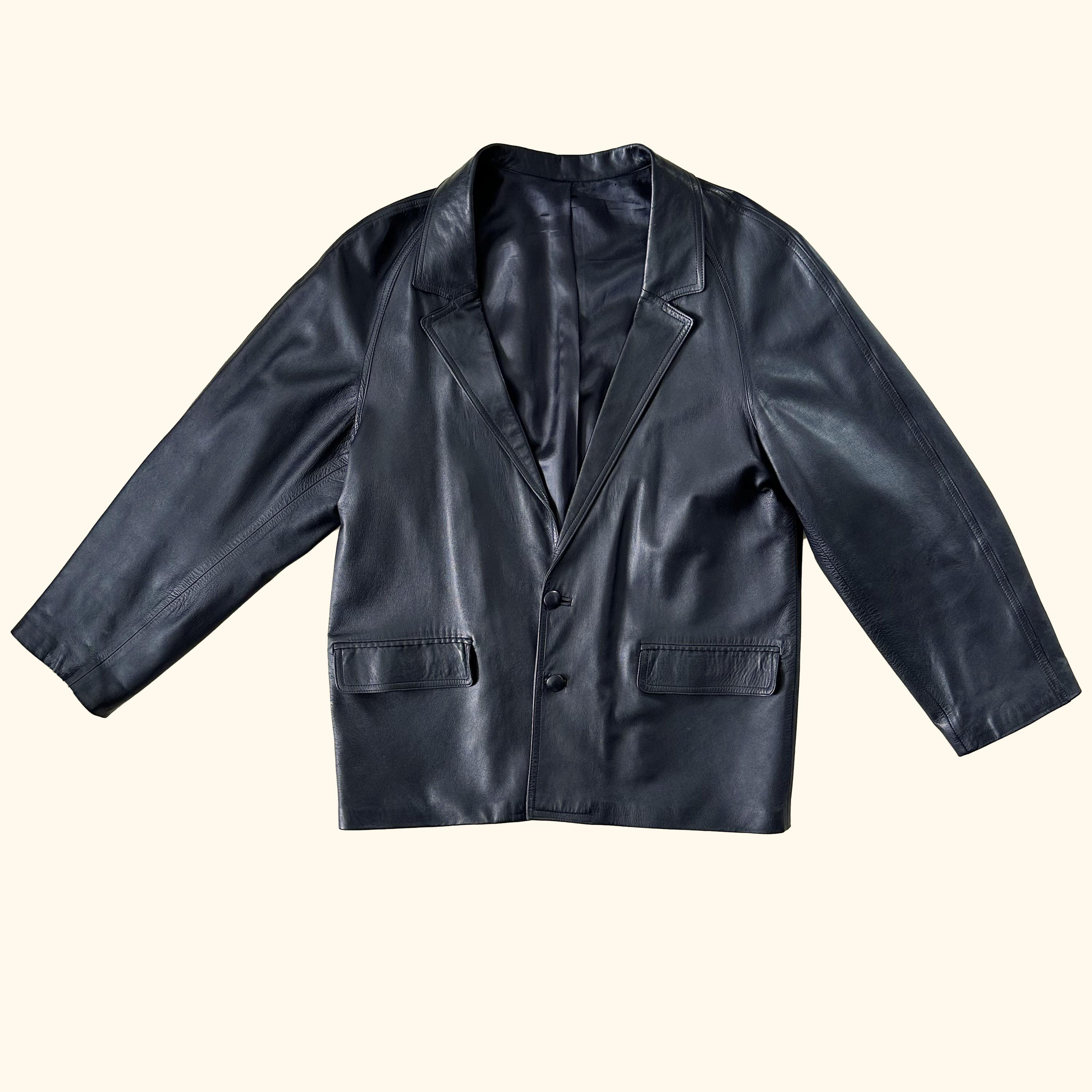 90s Oversized Black Leather Jacket: Soft Vintage Style, Size