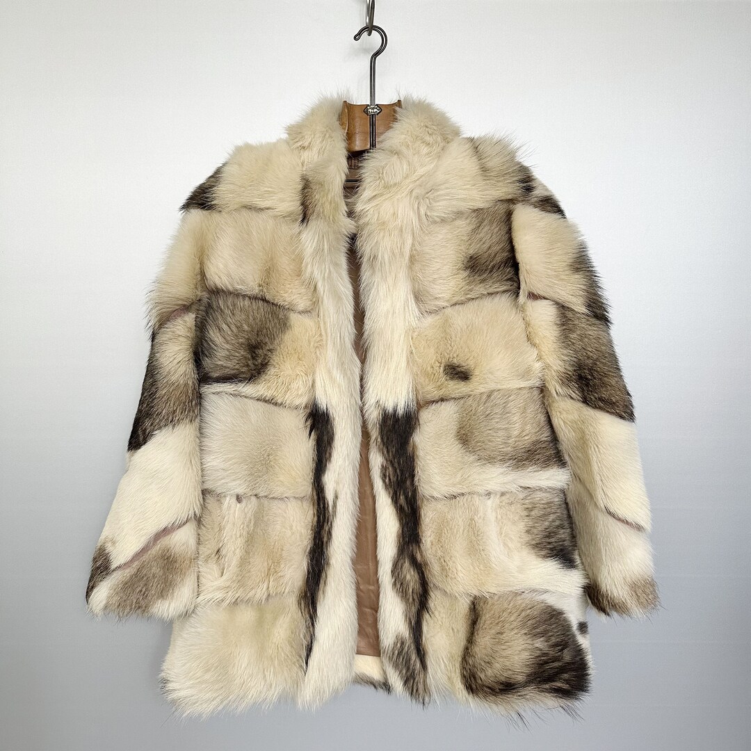 TRE短丈 fur jacket archive vintage y2k n2b rare authentic y2k vintage bebe fur zip up jacket | Depop