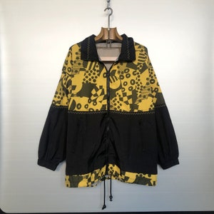 Vintage Windbreaker Black and Yellow 90s Jacket