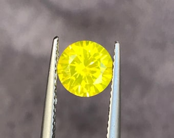 High Quality 5AAAAA 7mm Round Diamond Cut Yellow Lumogarnet YAG(Yttrium Aluminum Garnet) Yellow Fluorescent Ce YAG Loose Gemstone