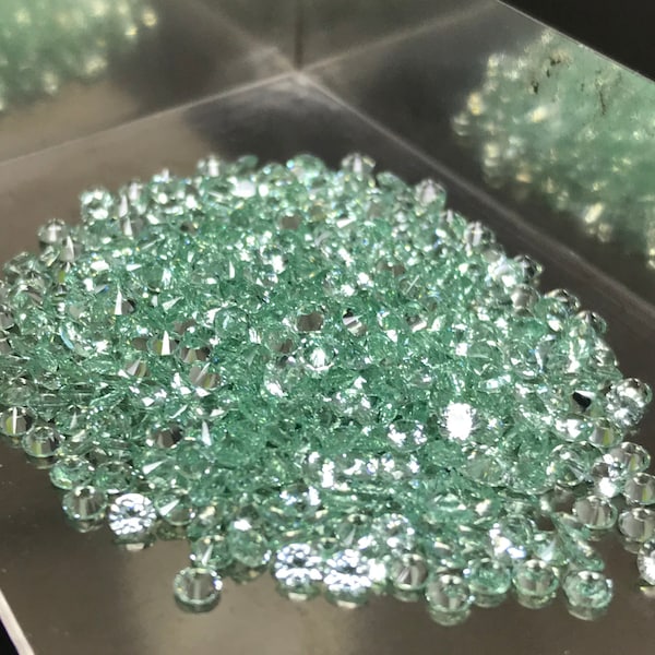 10pcs Top Quality 1.3/1.5/1.75/2/3mm Round Diamond Cut Lab Created MINT GREEN SAPPHIRE Machine Cut Flame Fusion Corundum Loose Gem