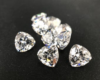 Zircon cubique lâche de pierre gemme blanche de la forme 6x6x6/8x8x8 mm de 5AAAAA
