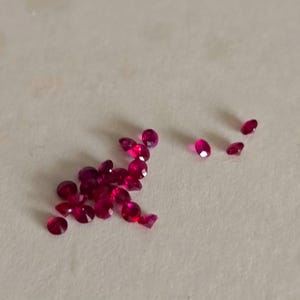 2mm/2.7mm Natural Red Ruby 5/10pcs Pigeon Blood Red Color Round Brilliant Cut Melee Size Loose Gemstone for Setting  Good Quality