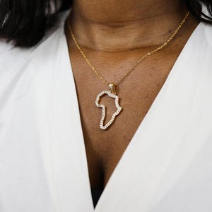 Grand collier contours pavés d'Afrique