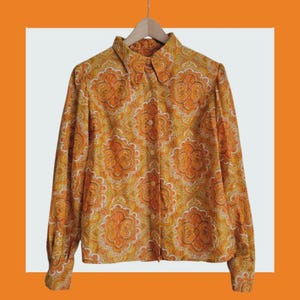 Vintage 60s 70s Psychedelic Dagger Collar Shirt , womens or unisex 0range paisley floral funky Mod Blouse UK size 8 10 12