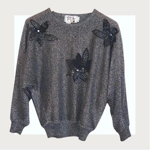 Top da discoteca con ali di pipistrello, motivo floreale argento e nero anni '70 - pullover leggero e scintillante anni '80 - maglione retrò con paillettes scintillanti - per donna taglia 14