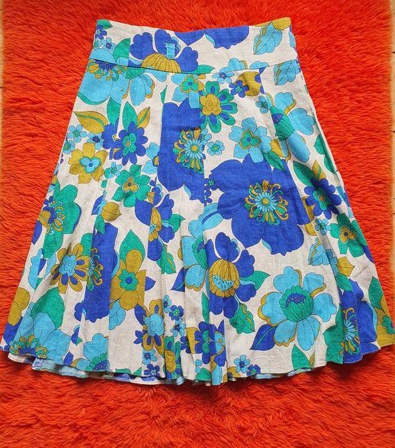 Vintage blue floral skirt - 90s does 50s /60s  - … - image 4