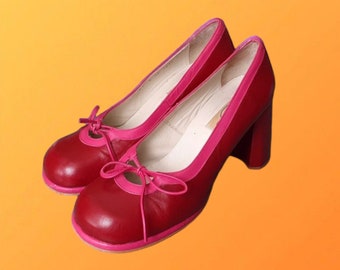 90s Shellys cherry red and pink leather Court shoes - Vintage 1990s two tone ballet heels - slip on pumps with bow - chunky heels uk size 5