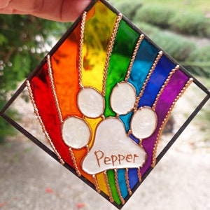 Personalized Rainbow Bridge Paw Print Suncatcher – Pet Memorial for Dog or Cat Loss – Hand Painted Stained Glass – Dog Remembrance Gift