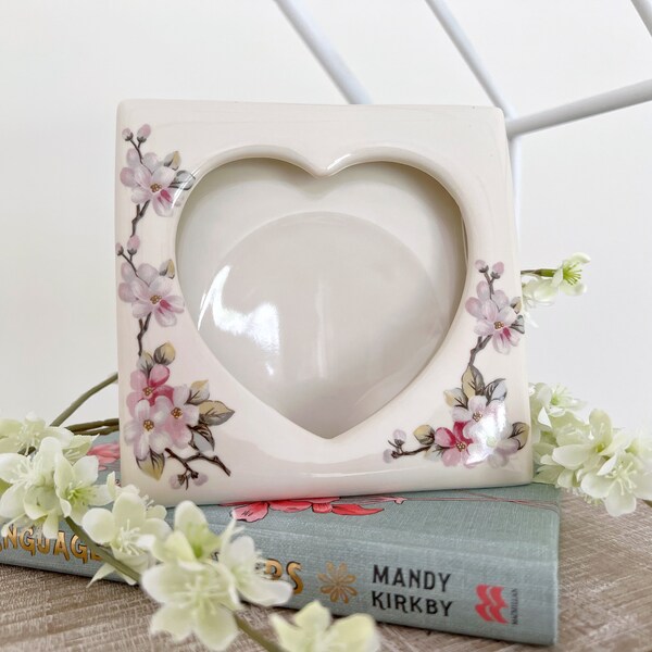 Small Vintage Norcrest Ceramic Heart Shaped Frame