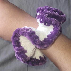 White & Purple Scrunchie