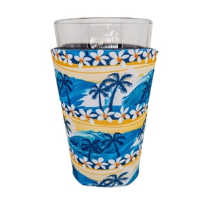 Waves Tropical Beach Pattern Pint Glass