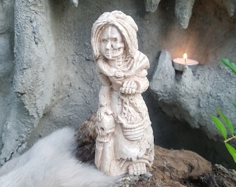 Hel Totem Altar Hella Goddess Statue Asatru figurines