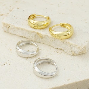 Pair of Chunky Huggie Hoop Earrings, 4 Loop Sizes in Sterling Silver or Plated Gold, Chubby Circle Ear Stacking Piercing, 7/8/9/10mm