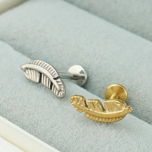 1pc Push pin Flat Back Feather Stud Earring in Stainless Steel or Golden Colour, Dainty Threadless Ear Lobe Tragus Cartilage Labret Piercing