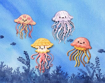 Sealife Patch, Set of 4 Smiley Jellyfish, Embroidered Iron on Sewed on Applique, Ocean Creature DIY Sew Supply for Denim, Tote Bag, Trainers