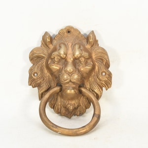 Lion Handmade Brass Wall Hanging Tibetan Meditation Home Decor Metal Wall Hanging Collectibles and Arts Nepal